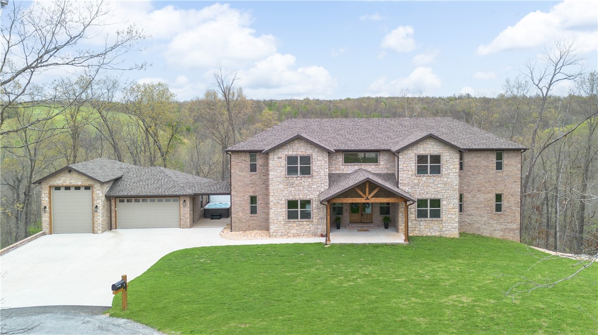 Thompson Estates Bvv - Residential