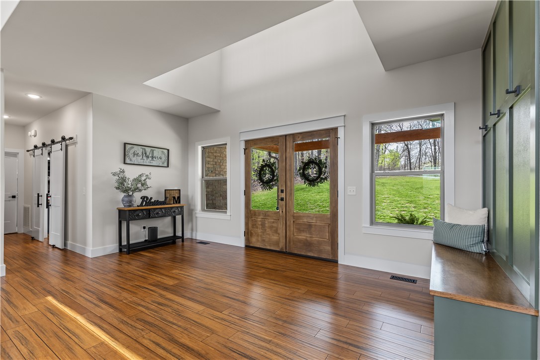 Thompson Estates Bvv - Residential