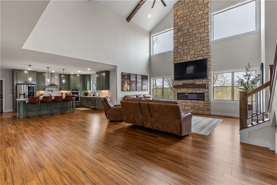 Thompson Estates Bvv - Residential