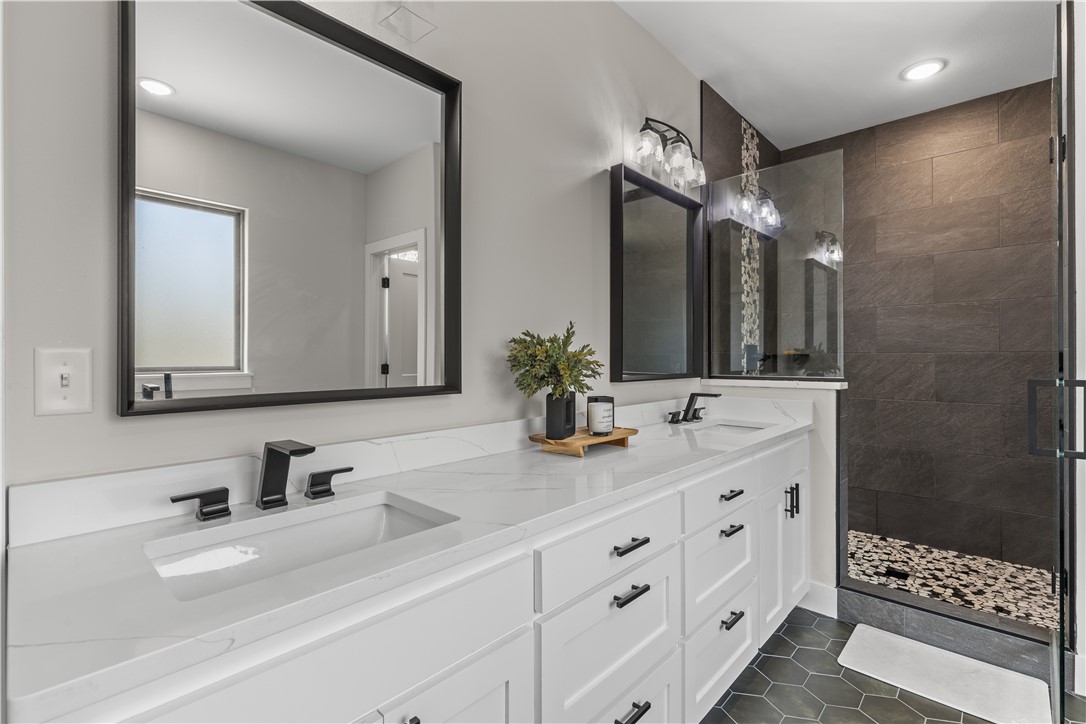 Thompson Estates Bvv - Residential