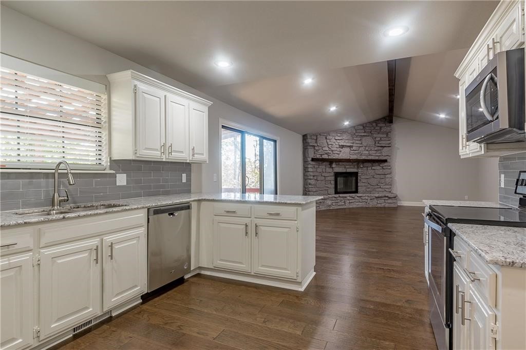 Avondale Sub 2 Bvv - Residential