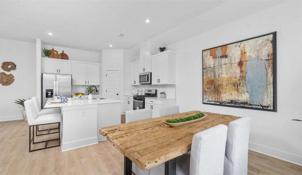 Noah's Landing - Residential