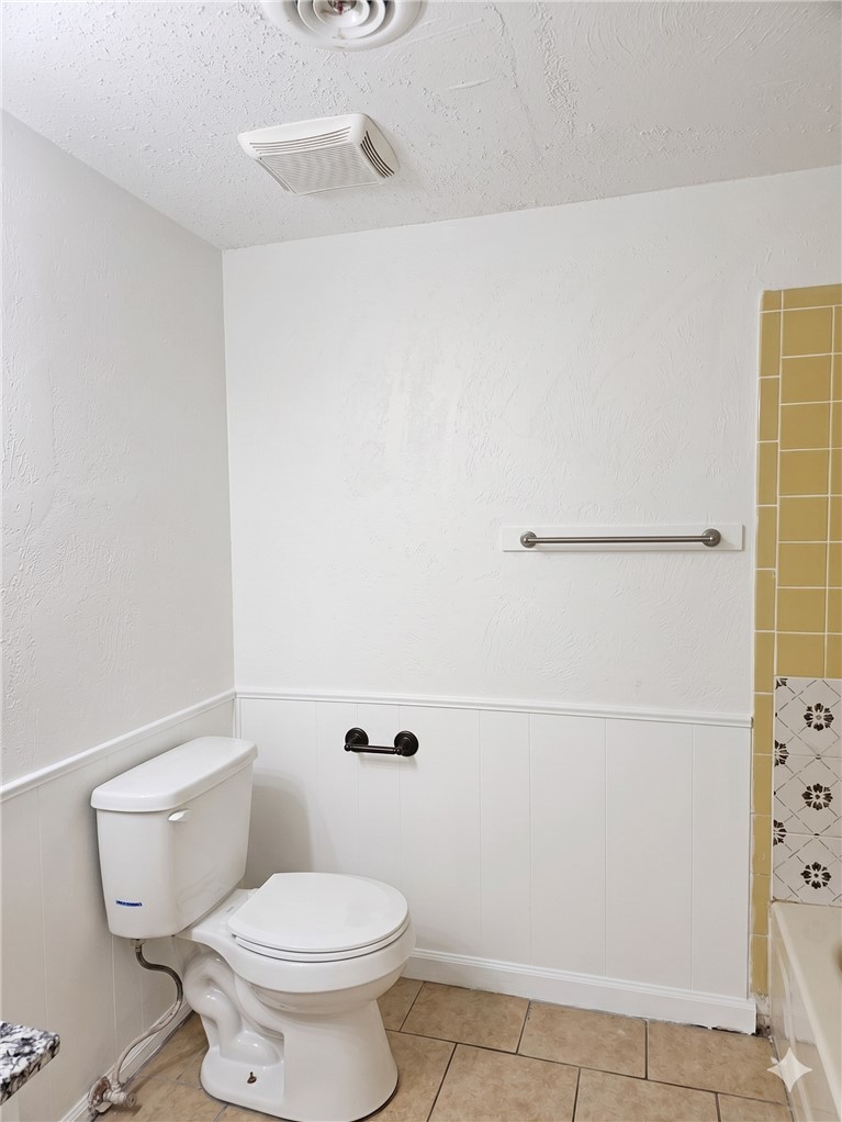 Sunset Estate 3rd Add Rogers - Residential Lease