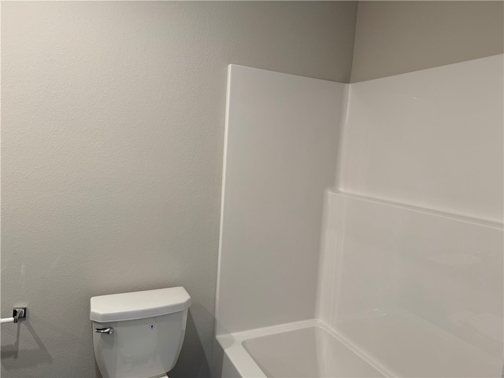 FOX TAIL SUB PH II-SILOAM SPRINGS - Residential Lease