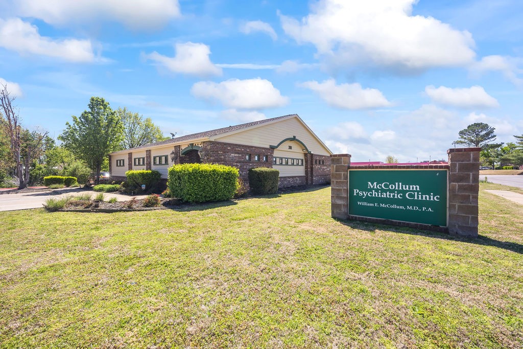 Located right off of Walnut in Rogers, on 0.58 acres, a new roof 12/24, plus freshly painted throughout the inside. This psychiatrist's office has been set up for multiple uses, & has the option to be added on to. In addition to the five private office spaces. This 2,752 sq./ft. office building has a separate exam & lab room, or you could use it for storage. Each office is outfitted with acoustic ceiling tiles for privacy. There is a private entrance to the main doctor's office. With a private waiting room, adjoin for patients. A large central cheek in-desk at the front is set up to host two receptionists. Plus a private office area attached with french doors for the office manager. The main public restroom has disabled access, & the employee restroom has a shower. There is a nice-sized eat-in kitchen/breakroom. The parking lot spaces have been freshly painted. The central location is ideal for any business to start anew or in need of expansion. Plus, it has already passed the 2025 city safety inspection.