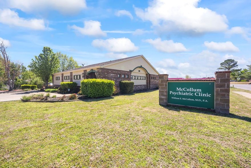 Located right off of Walnut in Rogers, on 0.58 acres, a new roof 12/24, plus freshly painted throughout the inside.  This psychiatrist's office has been set up for multiple uses, & has the option to be added on to.  In addition to the five private office spaces. This 2,752 sq./ft. office building has a separate exam & lab room, or you could use it for storage.  Each office is outfitted with acoustic ceiling tiles for privacy. There is a private entrance to the main doctor's office.  With a private waiting room, adjoin for patients. A large central cheek in-desk at the front is set up to host two receptionists.  Plus a private office area attached with french doors for the office manager.  The main public restroom has disabled access, & the employee restroom has a shower. There is a nice-sized eat-in kitchen/breakroom. The parking lot spaces have been freshly painted. The central location is ideal for any business to start anew or in need of expansion. Plus, it has already passed the 2025 city safety inspection.