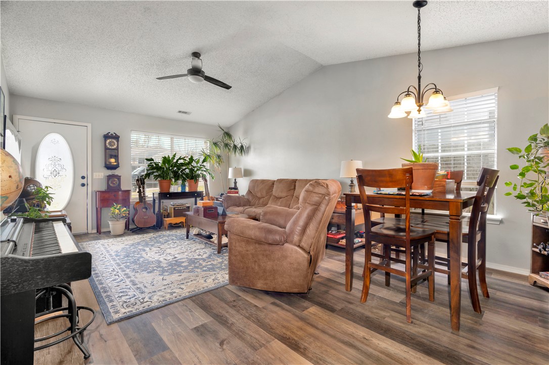 Pine Crest Add Ph I - Residential