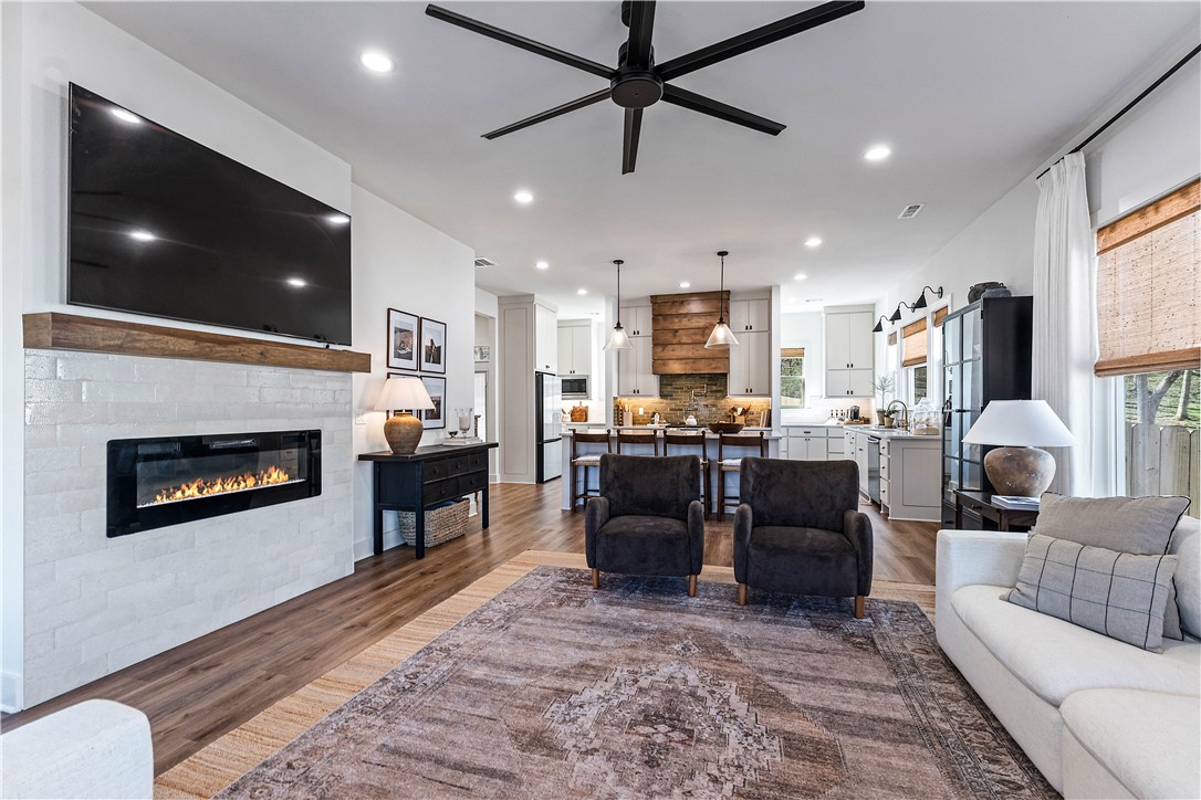 Greens At Sugar Creek, The Pea Ridge - Residential