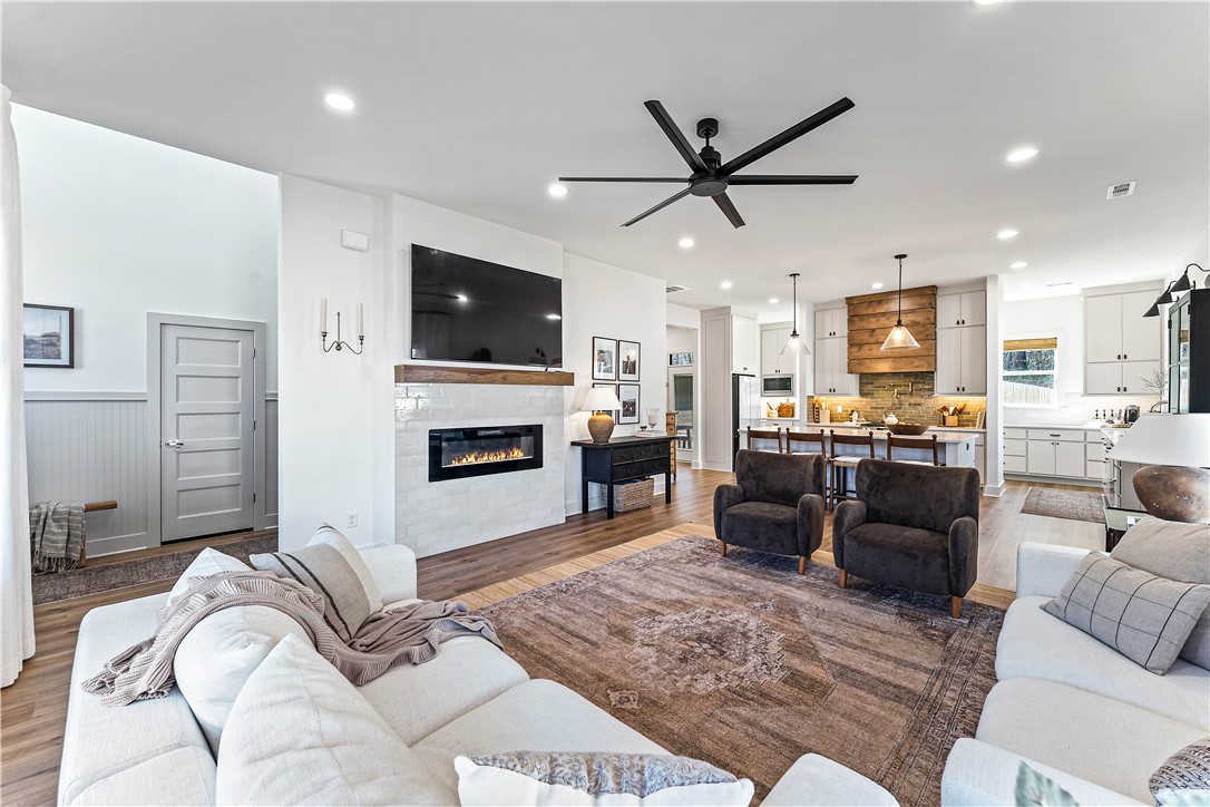 Greens At Sugar Creek, The Pea Ridge - Residential