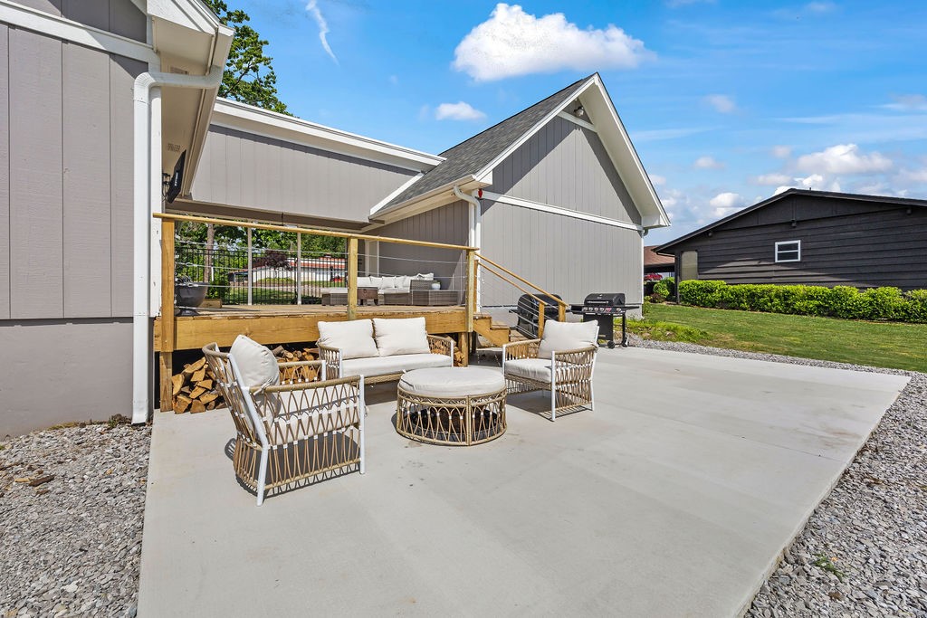 Rural Oaks Sub Rogers - Residential