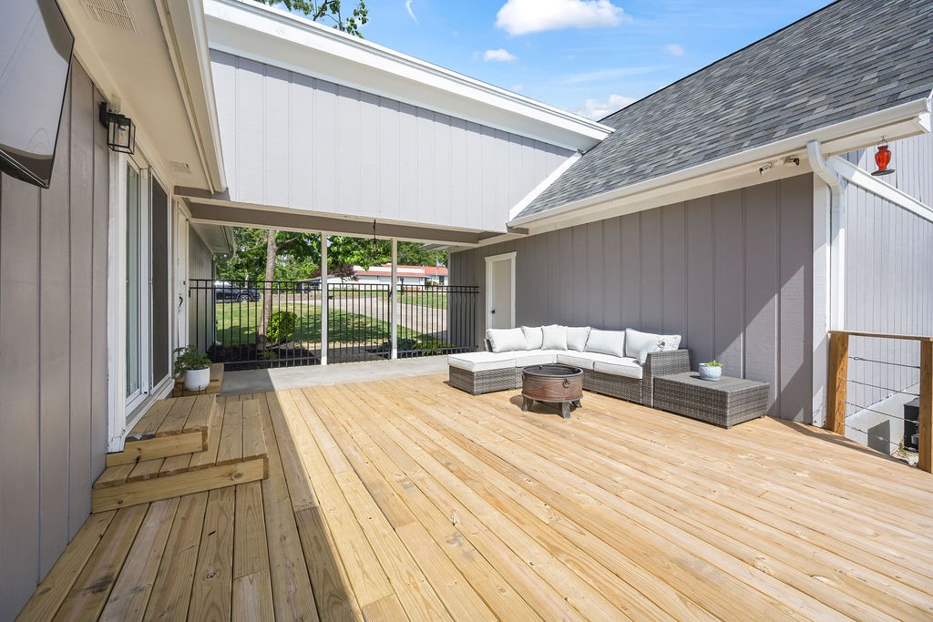 Rural Oaks Sub Rogers - Residential