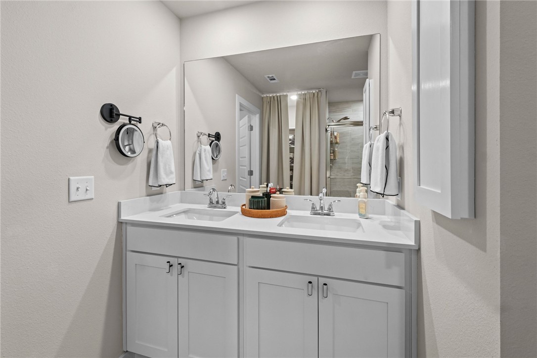 Cottonwood Place - Residential