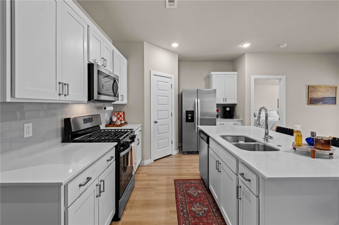 Cottonwood Place - Residential