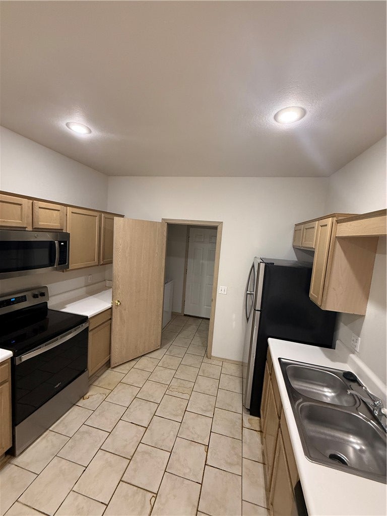 103-105 Dakota Trail