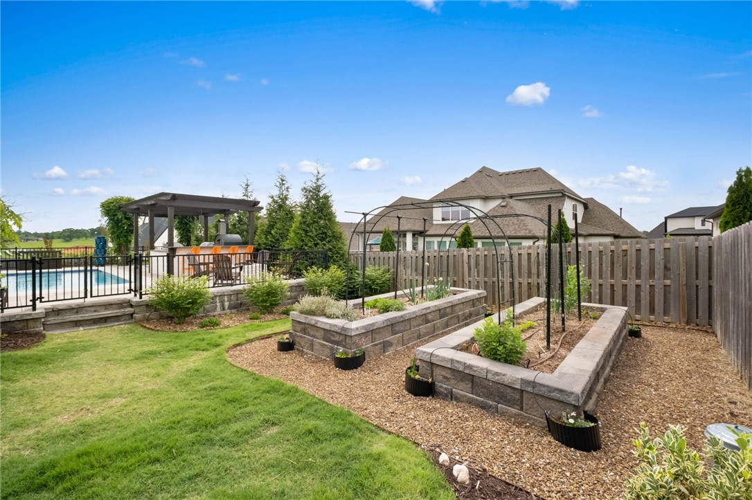 Shadow Valley - Residential