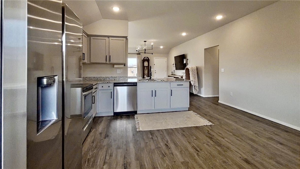 Crystal Spgs Village Ph I - Residential