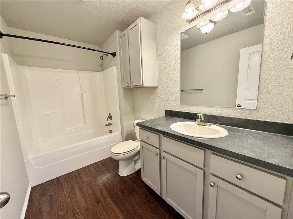 L M Proctors Add Siloam Spgs - Residential Lease