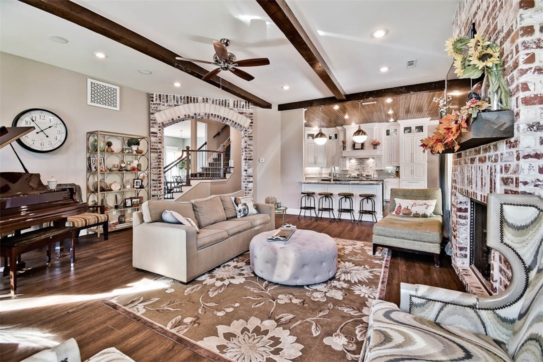 Versailles Sub - Residential