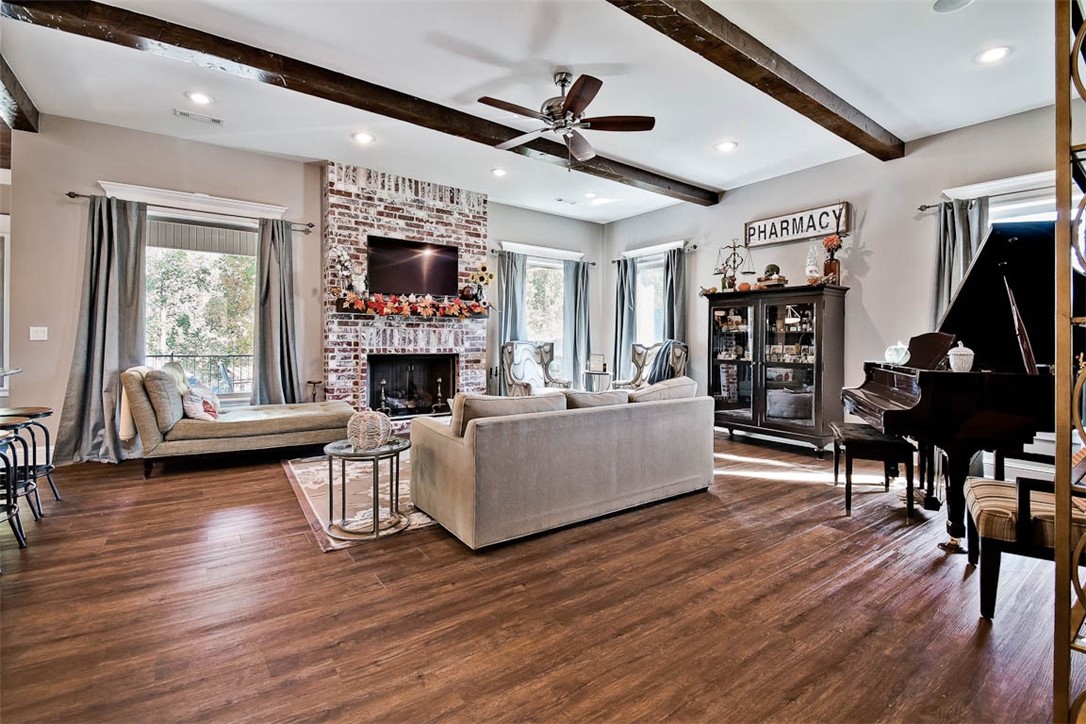 Versailles Sub - Residential