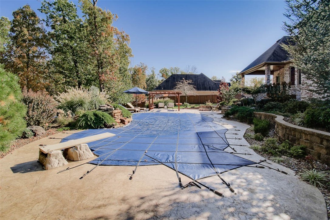 Versailles Sub - Residential