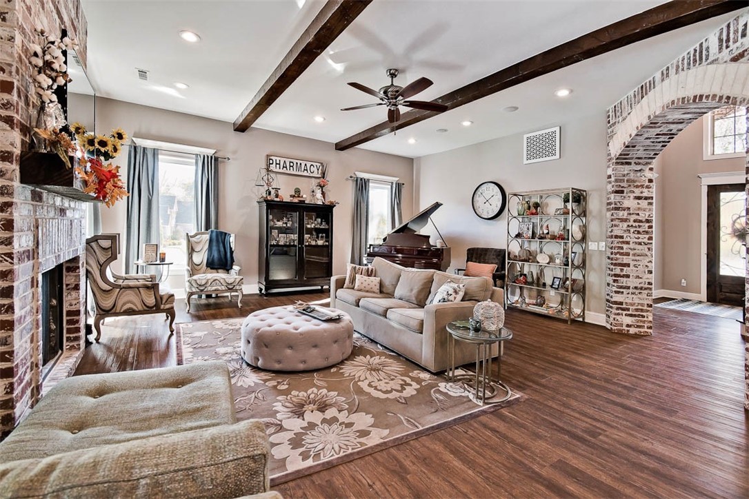 Versailles Sub - Residential