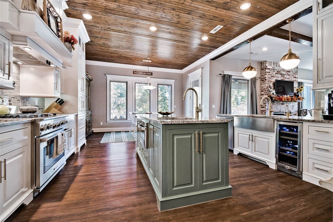 Versailles Sub - Residential