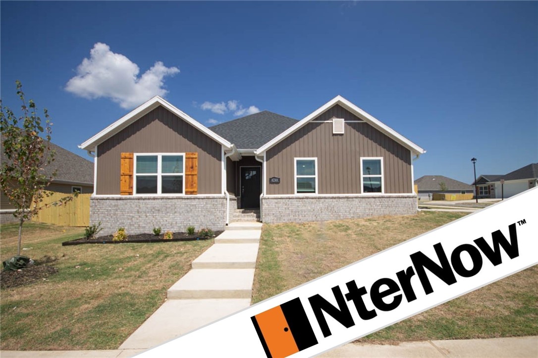$3k if you use the preferred Lenders & fence, blinds and gutters included! MODEL HOME located at 582 S Wagon Wheel Ave MLS#1251523. Caden Plan-New Construction home in the beautiful new subdivision of Towne West. Brand new Middle School being built across the street & 2 Miles to Centennial Park. This stunning home is perfectly situated just a stone's throw from the University of Arkansas. Home boasts modern updates and amenities, including an open floorplan & ample natural light that floods the space, creating a warm and inviting atmosphere. Spacious master bedroom offers a spa-like master bathroom featuring luxurious finishes and fixtures. Home is designed as a single level, making it ideal for those seeking a more accessible & convenient living experience. Additionally, the home features a large backyard, perfect for enjoying outdoor activities or entertaining. Great investment opportunity, with its desirable location, modern features making it an attractive option for both personal enjoyment and financial gain.