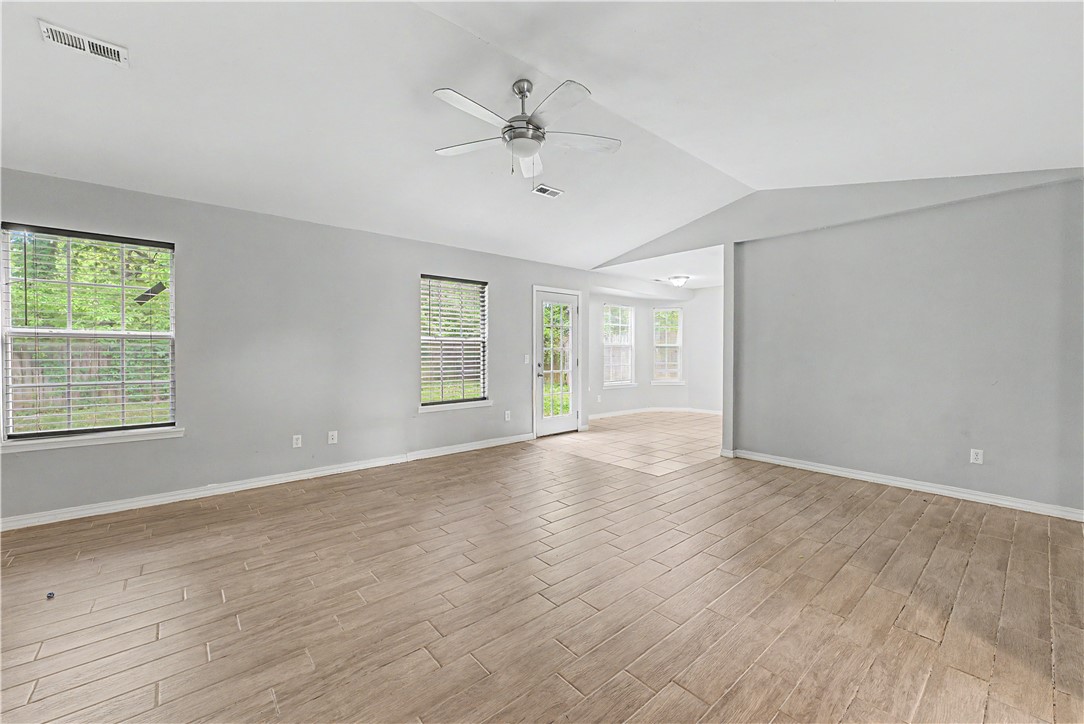 Pine Crest Add Ph 01 - Residential