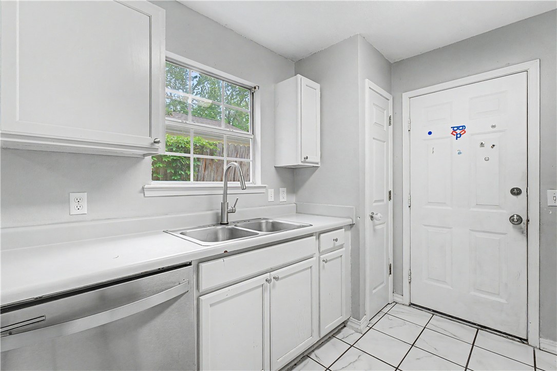 Pine Crest Add Ph 01 - Residential