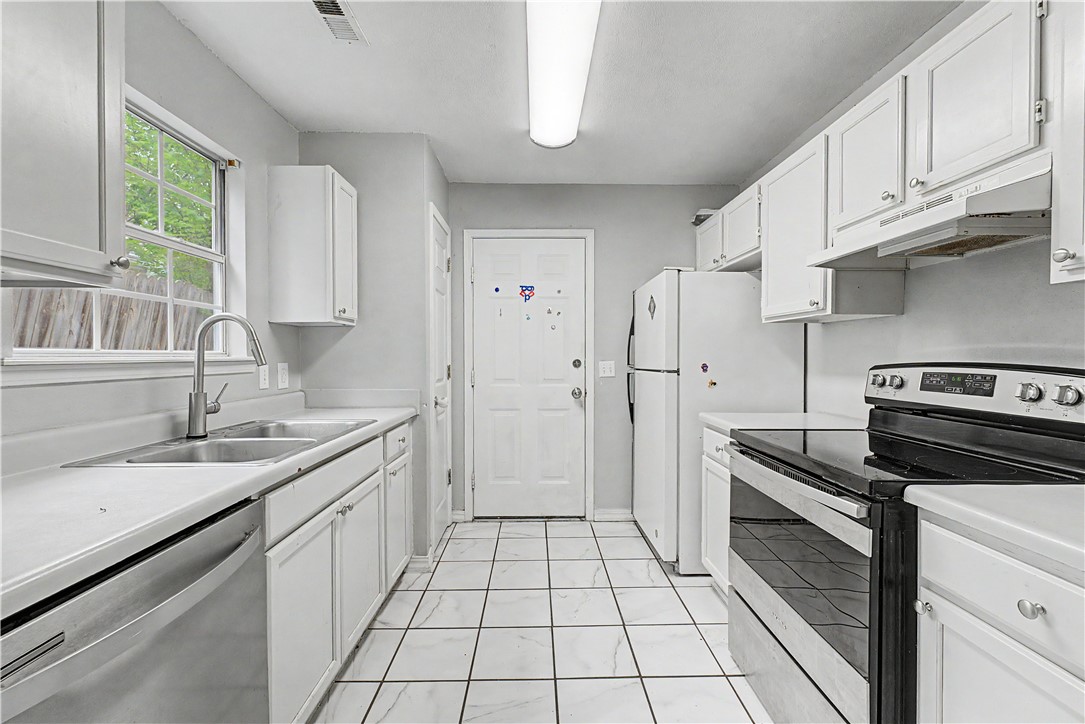 Pine Crest Add Ph 01 - Residential