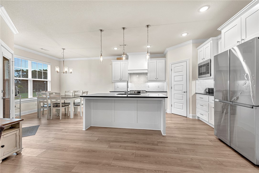 EDGEWOOD ESTATES - Residential