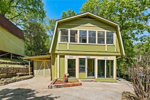 Single Family Residence in Eureka Springs AR 190 Main Street 28.jpg