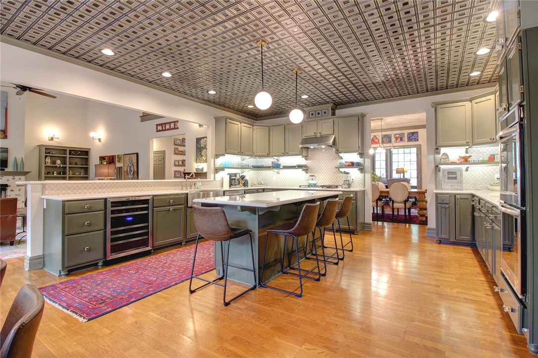 Estates At 45 East - Residential