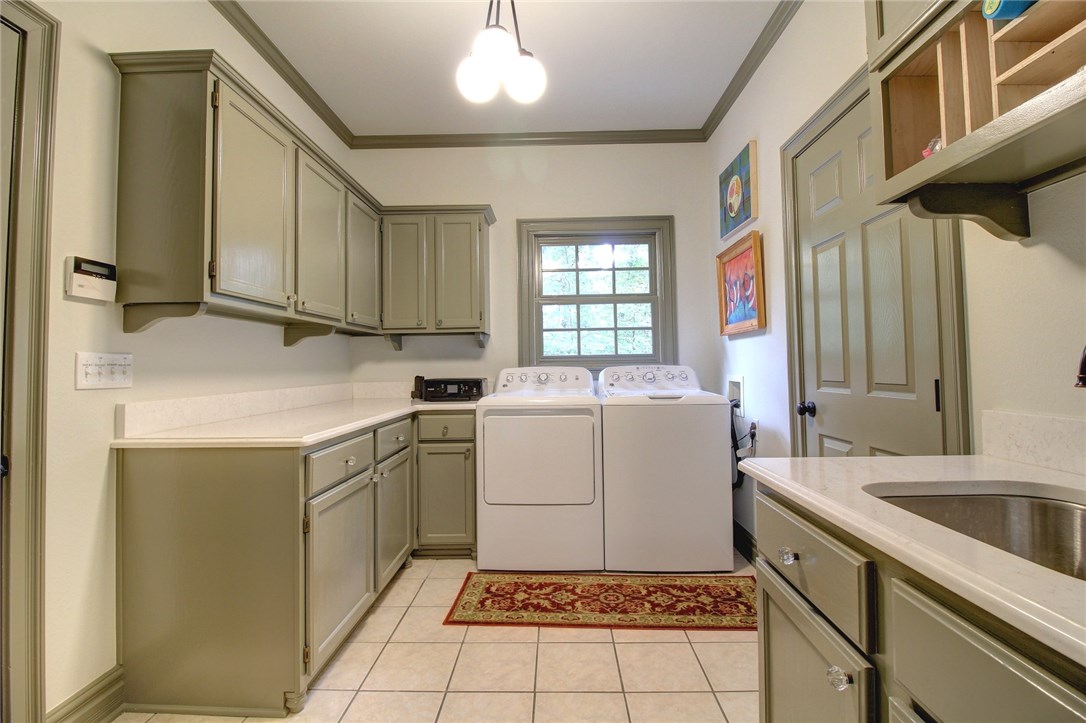 Estates At 45 East - Residential