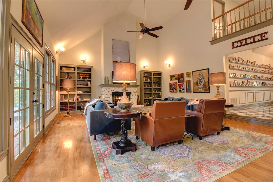 Estates At 45 East - Residential