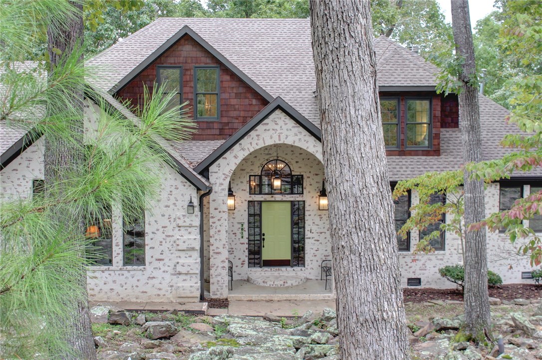 Estates At 45 East - Residential