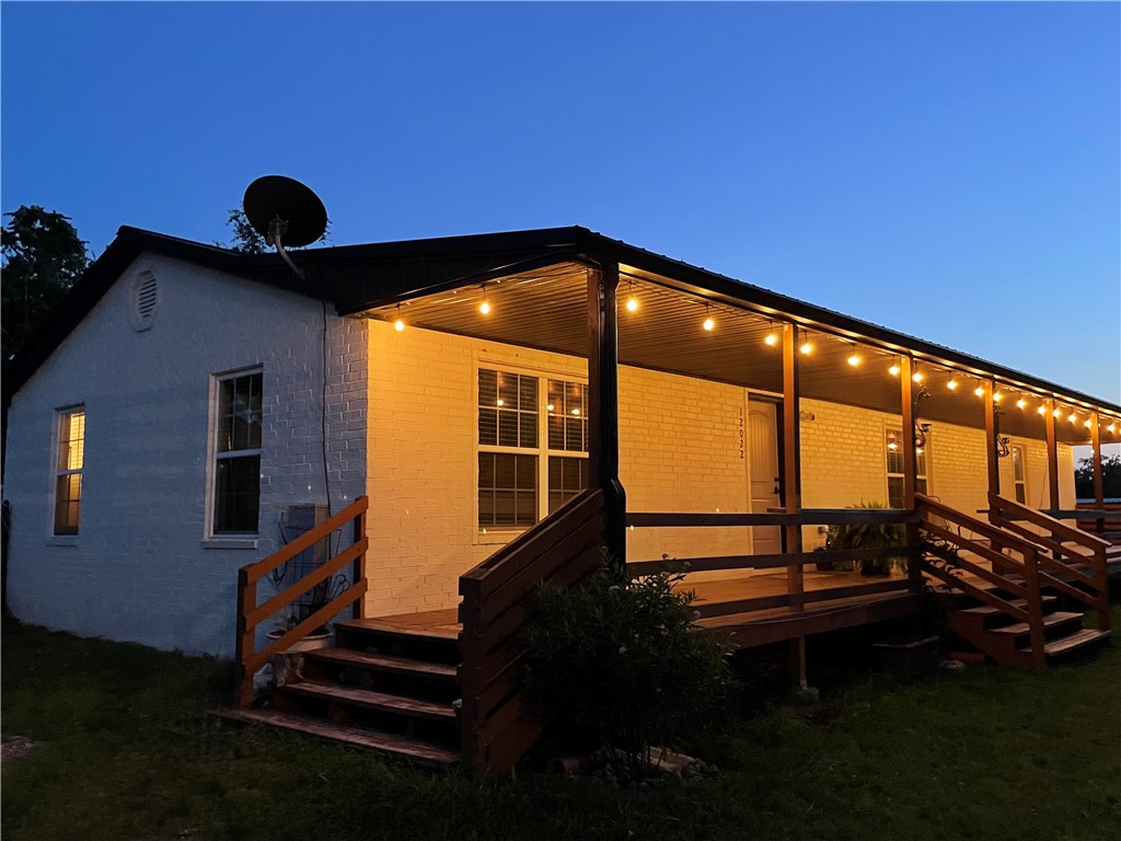 Hassle-free short term rental available in Bentonville schools! Owner pays ALL utilities and services, including internet and lawn care. Refrigerator, washer/dryer and big screen TV are provided, so you can move right in. Ideal location less than 5 min away from Cave Springs and route 112, which provides a straight shot to Walmart home office, only 20 min away. Less than 10 min to XNA airport, 15 min to Pinnacle Mall, I-49 freeway and other amenities. The 3 bed/2 bath all-brick home has been completely renovated and a 600 sq ft master suite recently added, which has plenty of room for office or private sitting area. Sits on 2/3 acre lot with huge fenced in back yard. There’s a 100 yr old elm climbing tree in the front yard and open view across the road. A peaceful rustic country setting that’s still close to everything!