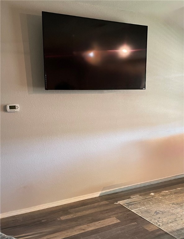 -- - Residential Lease