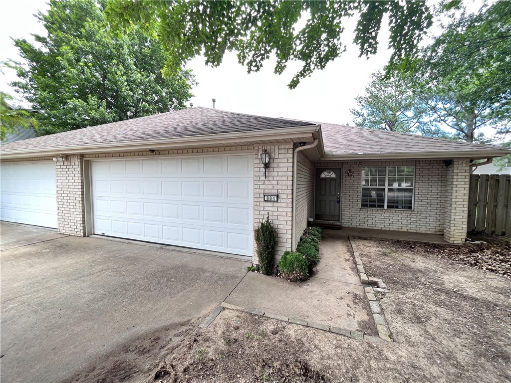 Meadowlands I & II - Residential Lease