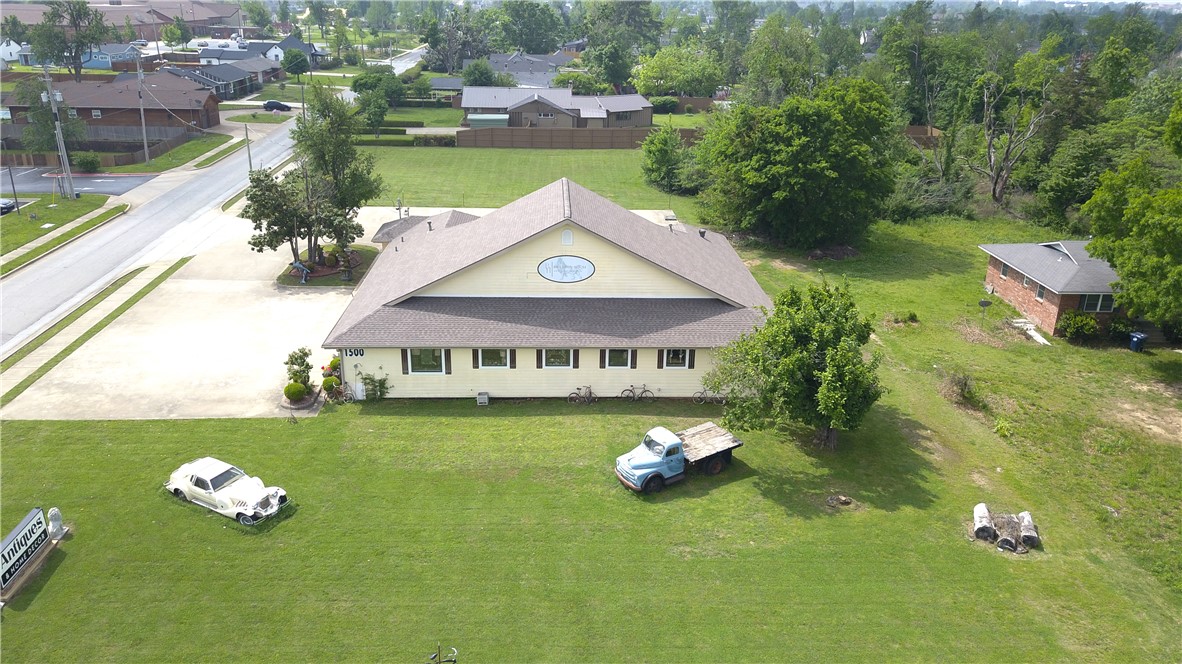 Mitchell Place Rogers - Commercial Lease