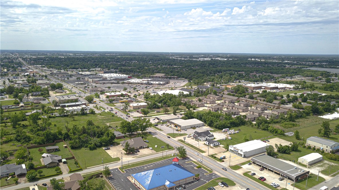 Mitchell Place Rogers - Commercial Lease