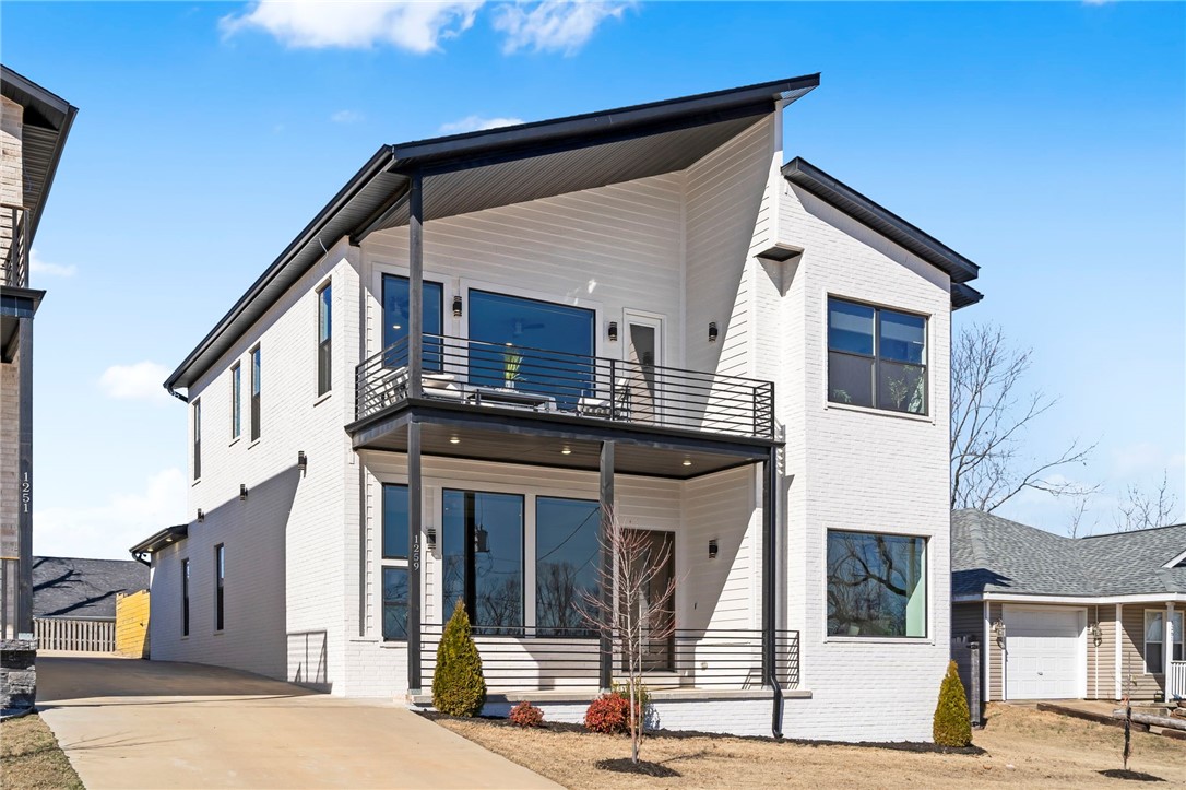 W A Burks Add Bentonville - Residential