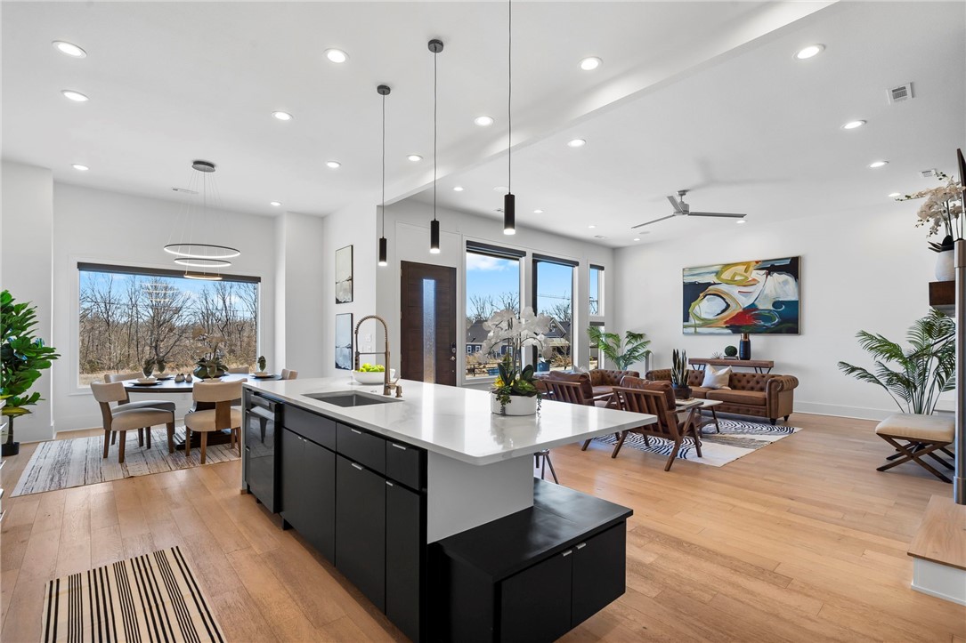 W A Burks Add Bentonville - Residential