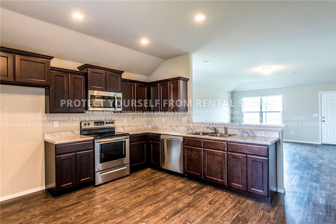 Coves Ph Iii - Residential Lease