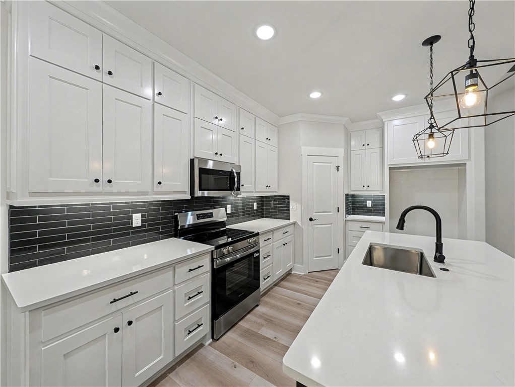 Hillswick Sub Bvv - Residential Lease