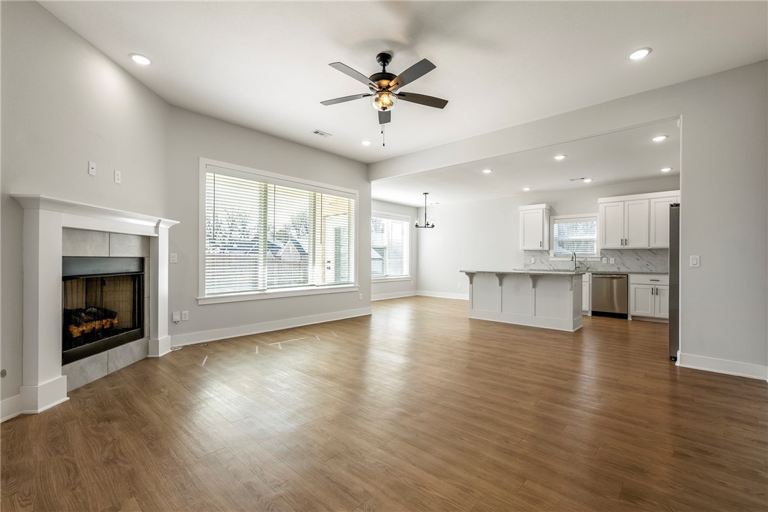 Woodridge Sub Ph Iii & Iv - Residential