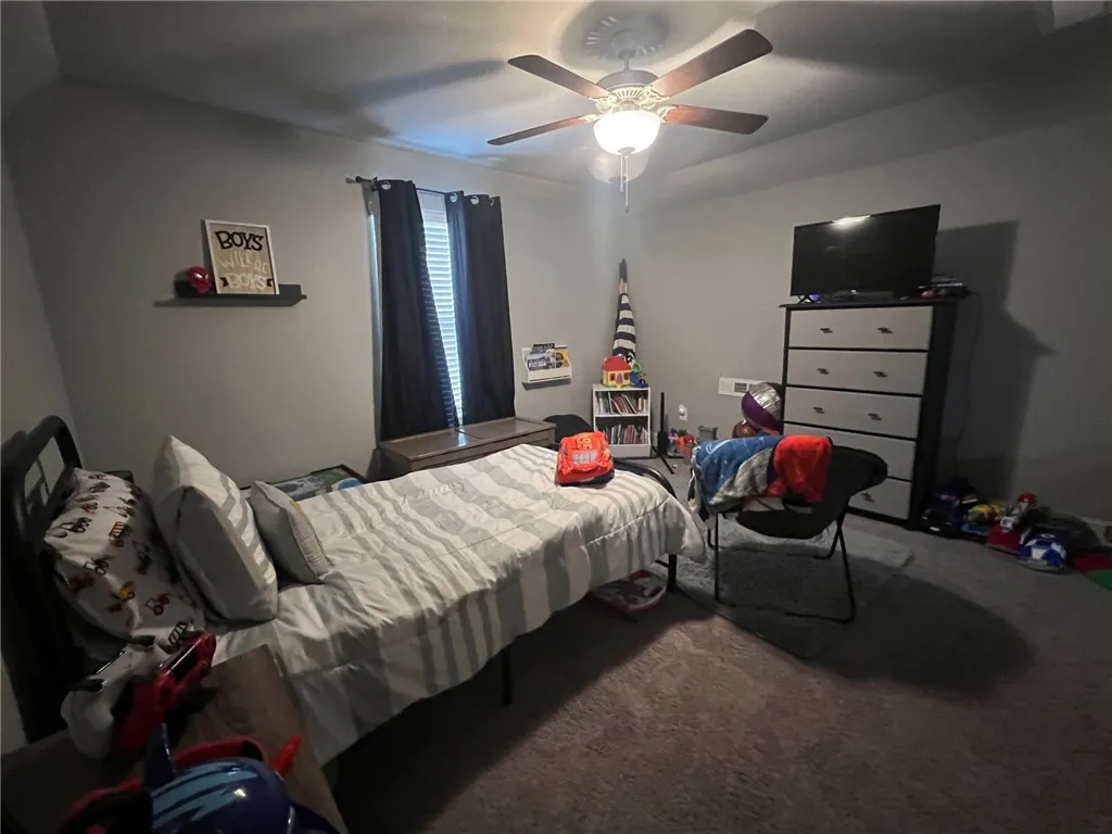 Bentonville, Arkansas 72713, United States, 3 Bedrooms Bedrooms, ,3 BathroomsBathrooms,Residential,Active,82586