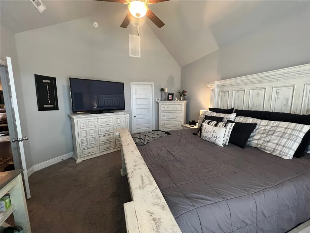 Bentonville, Arkansas 72713, United States, 3 Bedrooms Bedrooms, ,3 BathroomsBathrooms,Residential,Active,82586