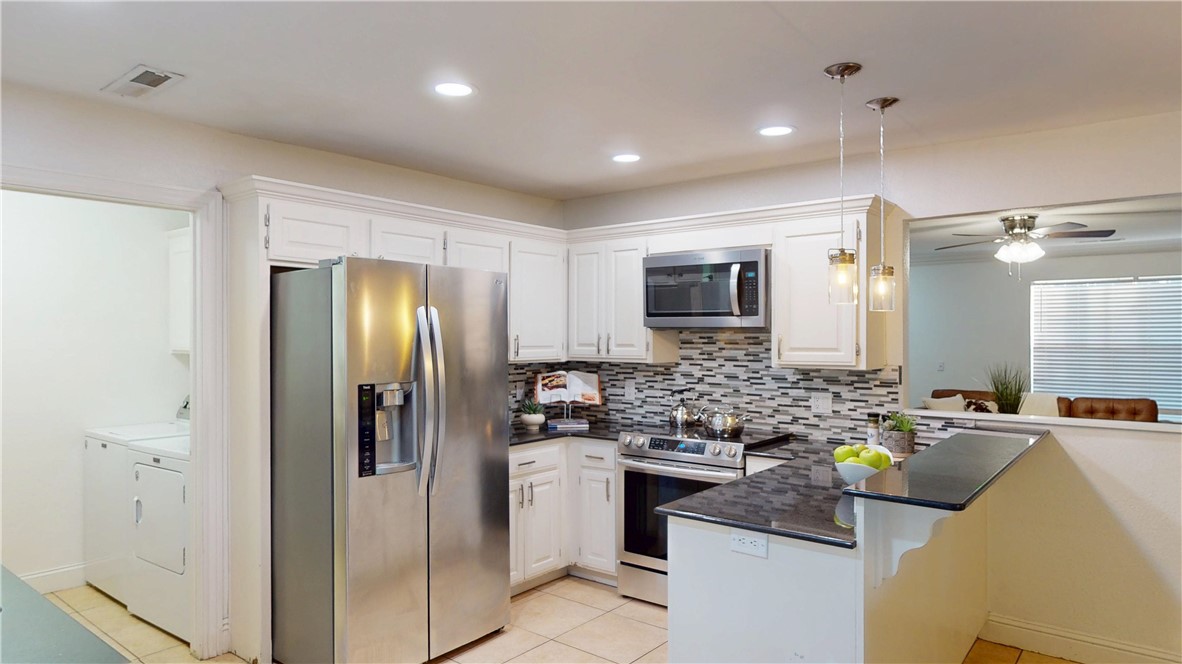 Pine Meadow Add Rogers - Residential