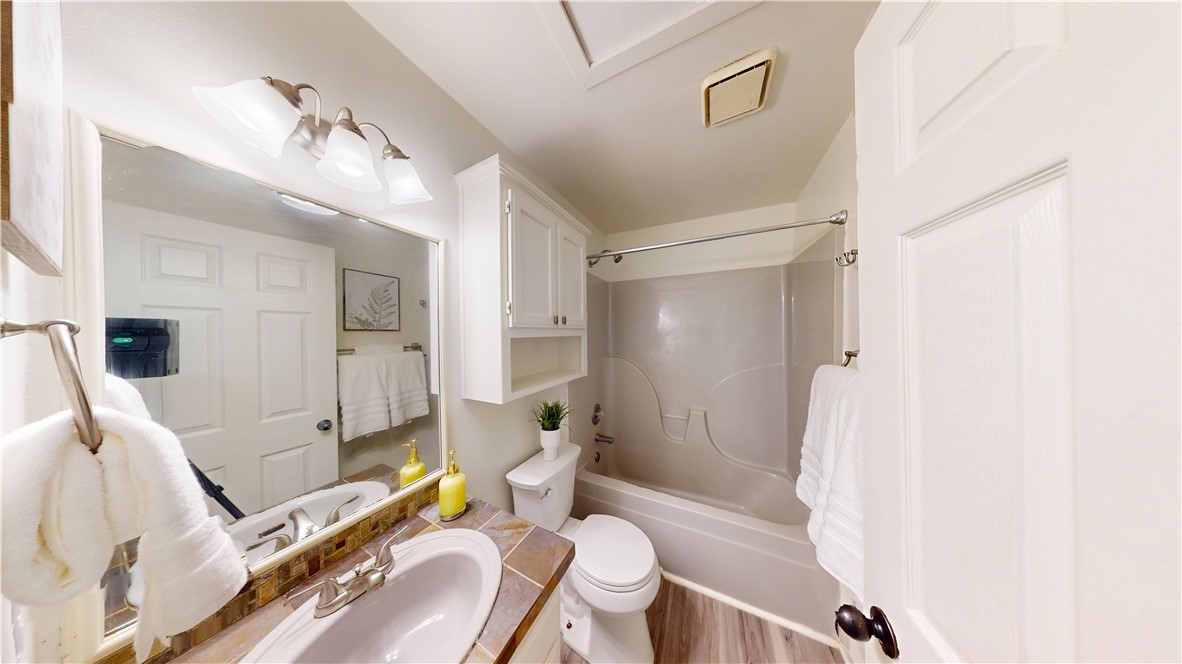 Pine Meadow Add Rogers - Residential